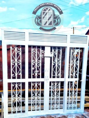 Front-Sliding-Door